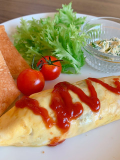セロリの葉っぱで大人のオムレツ♡-レシピのメイン写真