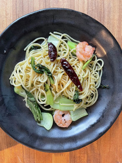 パパの簡単チンゲン菜とエビのパスタ-レシピのメイン写真