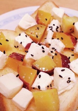 さつまいも甘煮＆クリチの秋トースト-レシピのメイン写真
