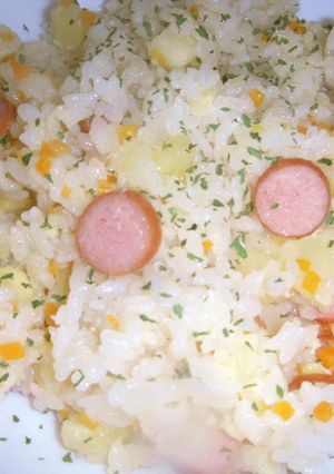 炊飯器でじゃが芋とウインナーのピラフ-レシピのメイン写真