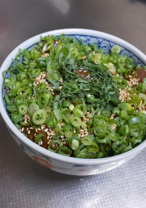 安いマグロを旨くする　大葉味噌の漬け丼-レシピのメイン写真