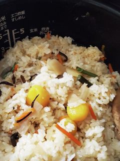 市販の炊き込みご飯の素★さらに美味しく♪-レシピのメイン写真