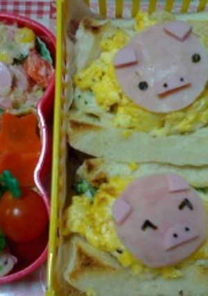 こぶたちゃんのクリスマスパン弁当☆-レシピのメイン写真