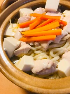 あっさり鍋●鶏肉の2玉うどん鍋-レシピのメイン写真