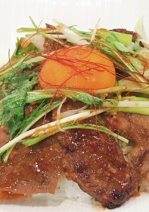 手作りタレと、とろっと卵のせ焼肉丼-レシピのメイン写真