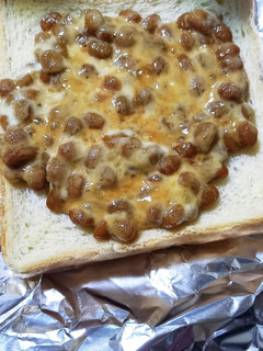 背徳な?納豆トースト-レシピのメイン写真