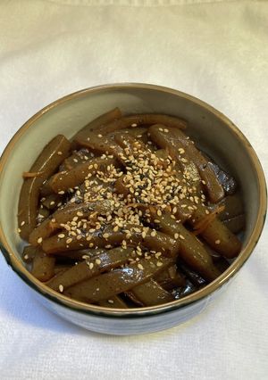 食欲アップ‼︎ピリ辛蒟蒻のきんぴら♪-レシピのメイン写真