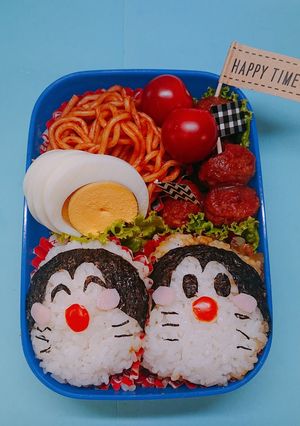 ドラえもん おにぎらず キャラ弁-レシピのメイン写真