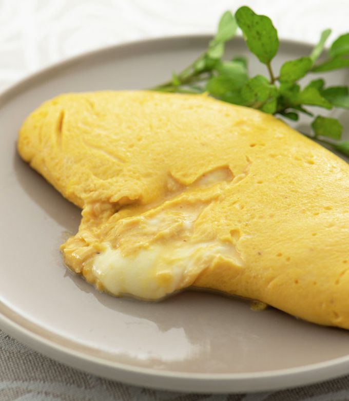 コーンとモッツァレラチーズのオムレツ by ZENB 【クックパッド】 簡単