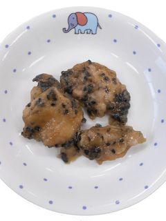【保育園給食】黒ゴマ甘だれチキン-レシピのメイン写真