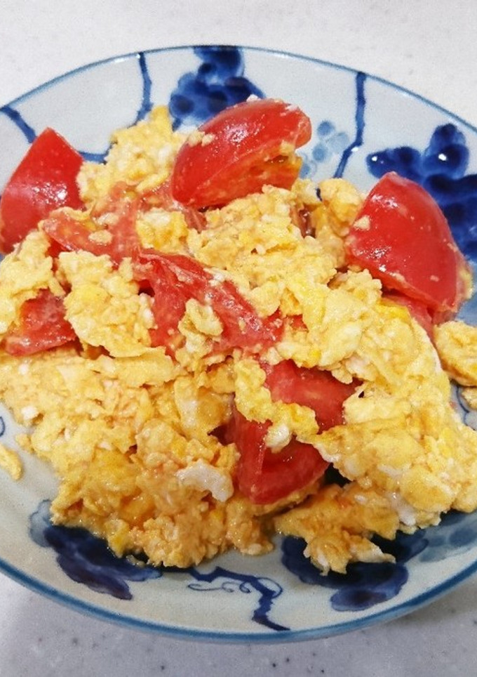 フライパンで簡単☆トマトと卵の炒めもの♪-レシピのメイン写真