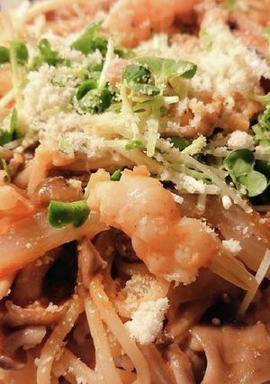 小海老と茸のﾄﾏﾄｸﾘｰﾑﾊﾟｽﾀ-レシピのメイン写真