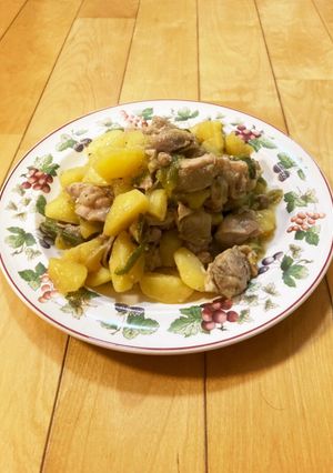 鶏もも肉とじゃがいもの炒め物♪簡単♪-レシピのメイン写真