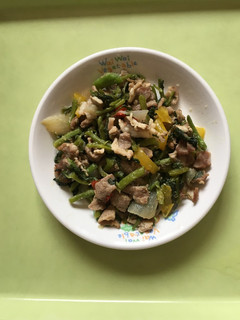 【保育園給食】クレソンと豚肉の炒め物-レシピのメイン写真