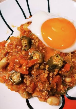中華風月見キーマカレー-レシピのメイン写真