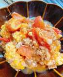 トマトとひき肉たまごのとろーりチーズ炒め