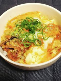 サンマの蒲焼卵とじ丼☆缶詰を使って-レシピのメイン写真