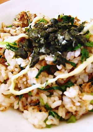 【味付け不要】簡単大根葉チャーハン♪-レシピのメイン写真
