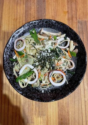 パパの簡単イカとしめじと野菜パスタ-レシピのメイン写真