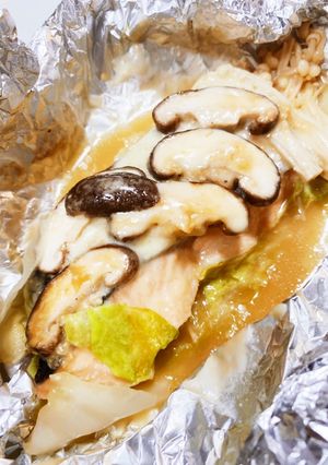 濃厚チーズ♡鮭ホイル焼きちゃんちゃん焼き-レシピのメイン写真