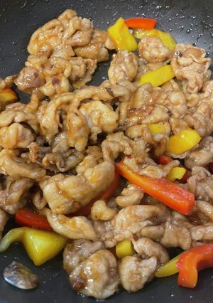 絶品おかず豚肉とパプリカ炒め！お弁当にも-レシピのメイン写真