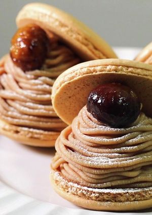 100均の甘栗でモンブランマカロンケーキ-レシピのメイン写真