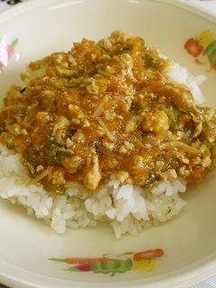 ひき肉と野菜のあんかけ丼★宇都宮学校給食-レシピのメイン写真