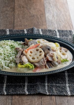 チーズ仕立ての白いビーフストロガノフ-レシピのメイン写真
