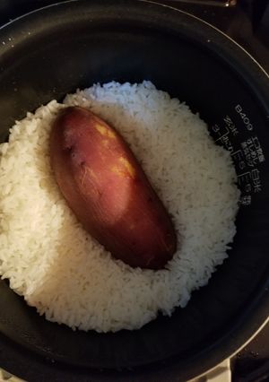 簡単！一本丸ごとさつまいもご飯-レシピのメイン写真