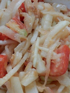 スイカの白い部分で作る ソムタム風サラダ-レシピのメイン写真