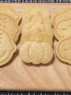 栄養士がつくるサクサク型抜きクッキー-レシピのメイン写真