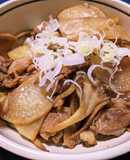 大根と豚こま肉と舞茸の生姜炒め