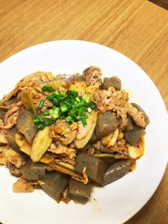 ゴボウ豚肉こんにゃくのキムチ炒め-レシピのメイン写真