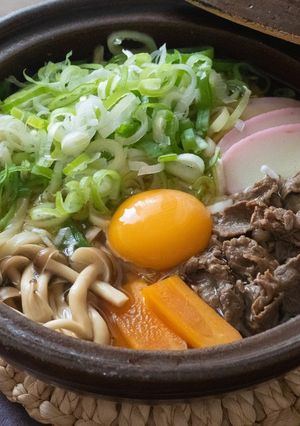ねぎたっぷり！牛玉煮込みうどん-レシピのメイン写真