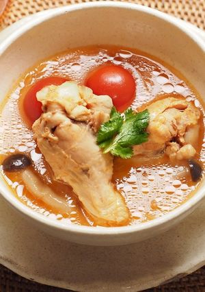 手羽元で作るトムヤムスープ！-レシピのメイン写真