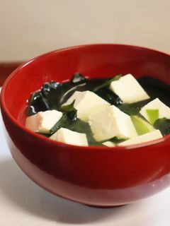 美味★2人分★生ワカメと豆腐の澄まし汁-レシピのメイン写真