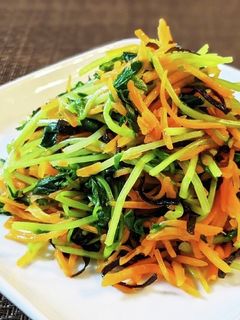 豆苗とにんじんの塩こんぶ和え-レシピのメイン写真