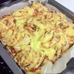รูปของ 餃子の皮を使って～オニオンジャムピザ