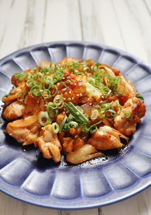 休日におすすめ!簡単レシピ♪絶品鶏キムチ-レシピのメイン写真