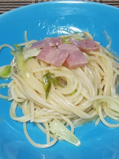 フライパン一つで長ネギのパスタ-レシピのメイン写真