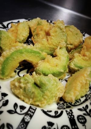 アボカド天麩羅ヾ❨(@≧↺≦@)❩ノ-レシピのメイン写真