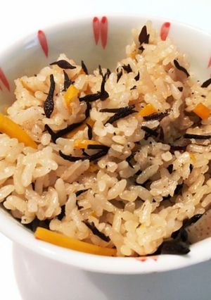 ひじきの炊き込みご飯-レシピのメイン写真