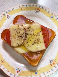 ベーコントマトチーズトースト♡-レシピのメイン写真
