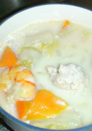 白菜と鶏肉団子のクリームシチュー-レシピのメイン写真