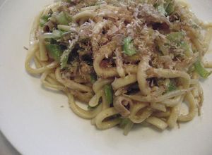 簡単おいしい★もつ肉でホルモン焼うどん-レシピのメイン写真
