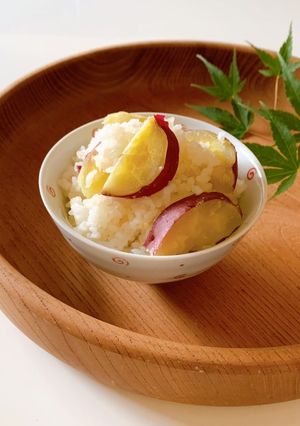 材料3つでこの美味さ♡塩麹でおさつごはん-レシピのメイン写真