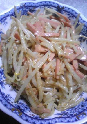 もやしと魚肉ソーのオイマヨ、カレーサラダ-レシピのメイン写真