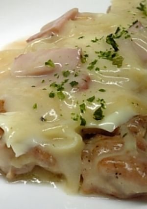 チキンソテー　ベーコンクリームソースかけ-レシピのメイン写真