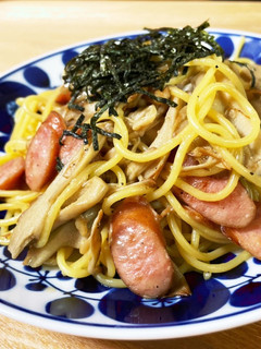 キノコとウインナーのバター醤油パスタ*-レシピのメイン写真