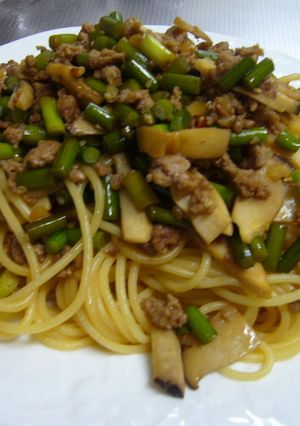 ひき肉とエリンギとニンニクの芽のパスタ-レシピのメイン写真